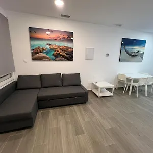 https://apt-metropolis-a.hotelsinnerja.org